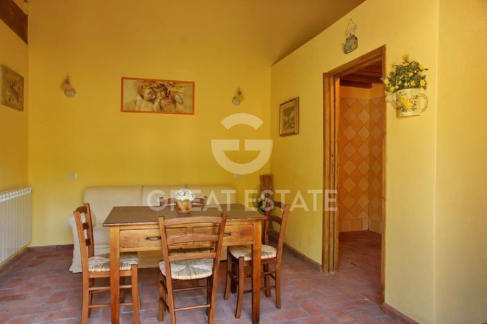 Image No.10-9 Bed Country House for sale