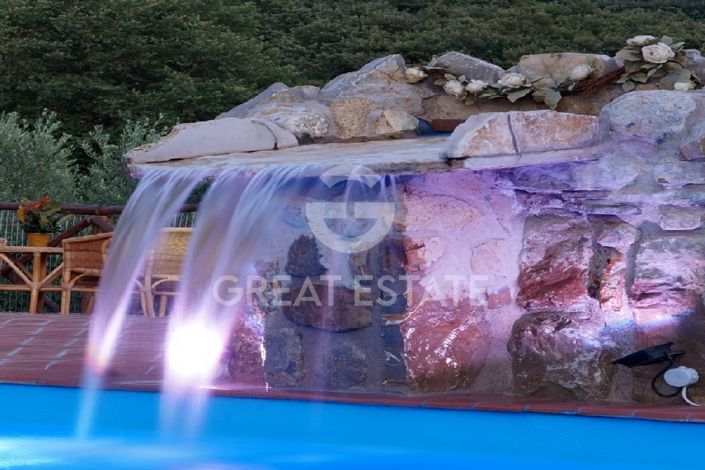 Image No.25-9 Bed Country House for sale