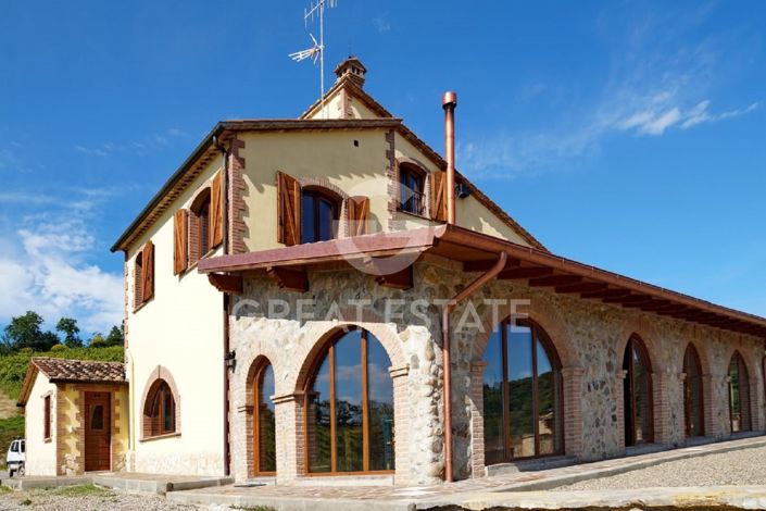 Image No.7-9 Bed Country House for sale