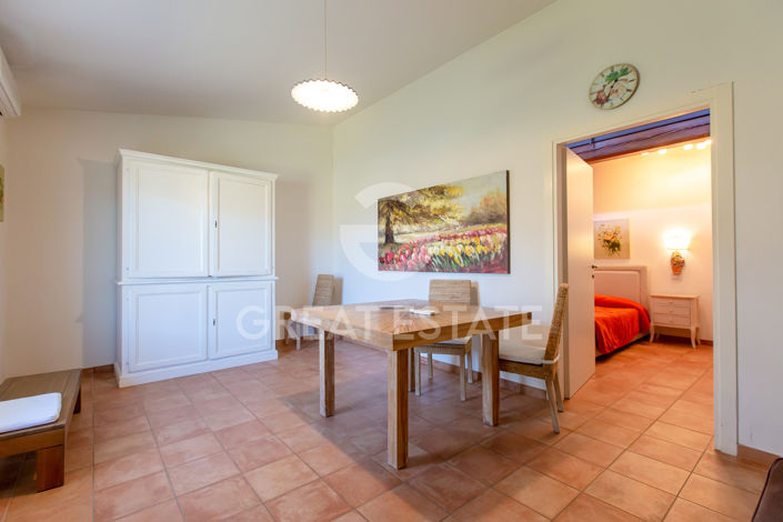 Image No.26-30 Bed Farmhouse for sale