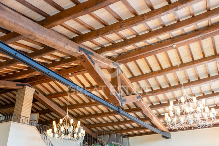 Image No.52-30 Bed Farmhouse for sale