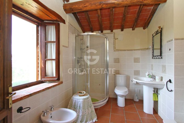 Image No.33-Maison de campagne de 5 chambres à vendre à Pérouse