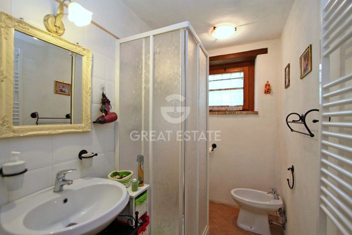 Image No.37-Maison de campagne de 5 chambres à vendre à Pérouse