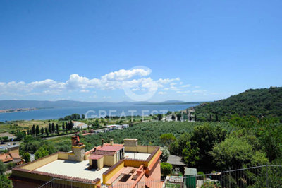 vendesi-villa-plurifamiliare-in-toscana-gross