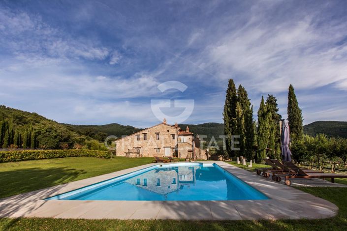 Image No.1-4 Bed Country House for sale