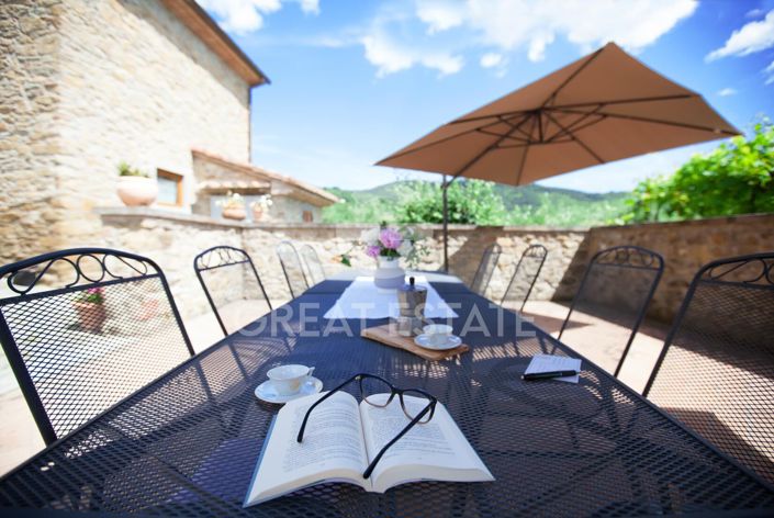 Image No.10-4 Bed Country House for sale