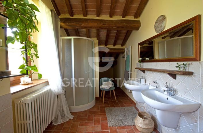 Image No.24-4 Bed Country House for sale