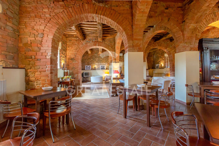 Image No.31-18 Bed Country House for sale