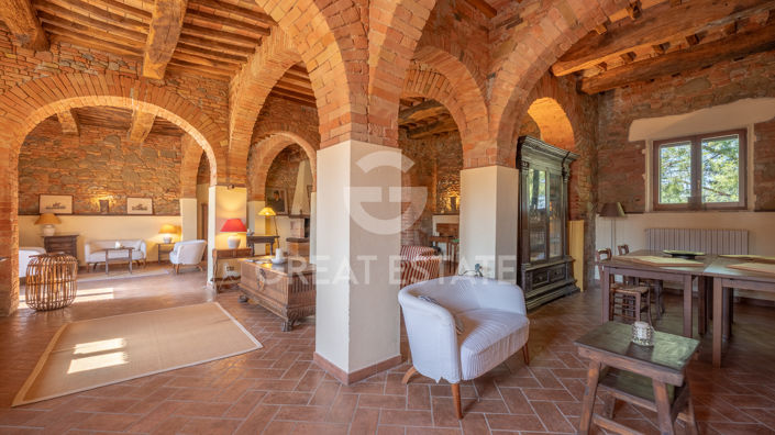 Image No.47-Maison de campagne de 18 chambres à vendre à Deruta