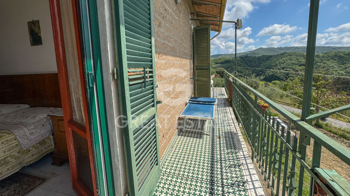 Image No.12-8 Bed Villa for sale