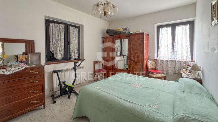 Image No.21-8 Bed Villa for sale