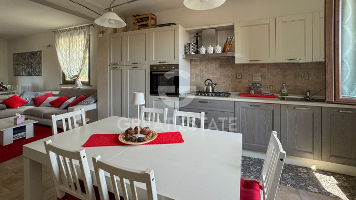 Image No.6-8 Bed Villa for sale