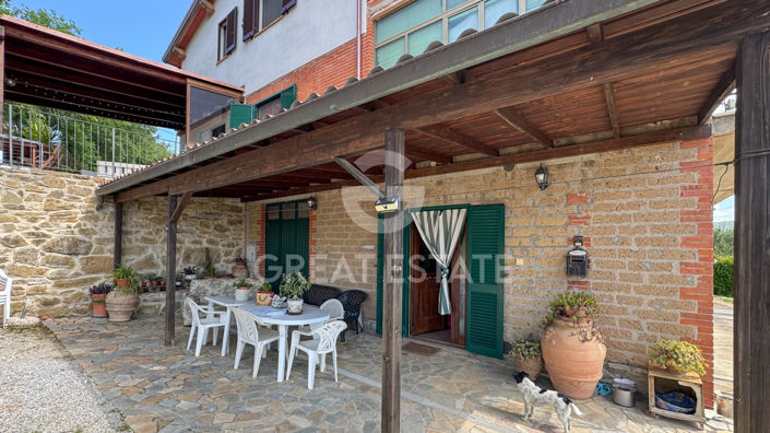 Image No.9-8 Bed Villa for sale