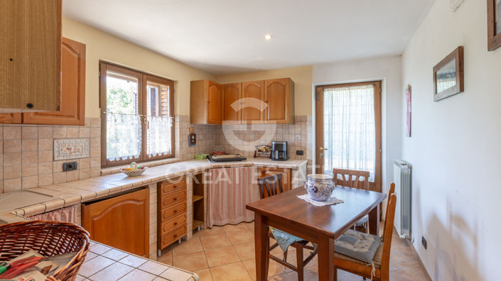 Image No.35-10 Bed Country House for sale