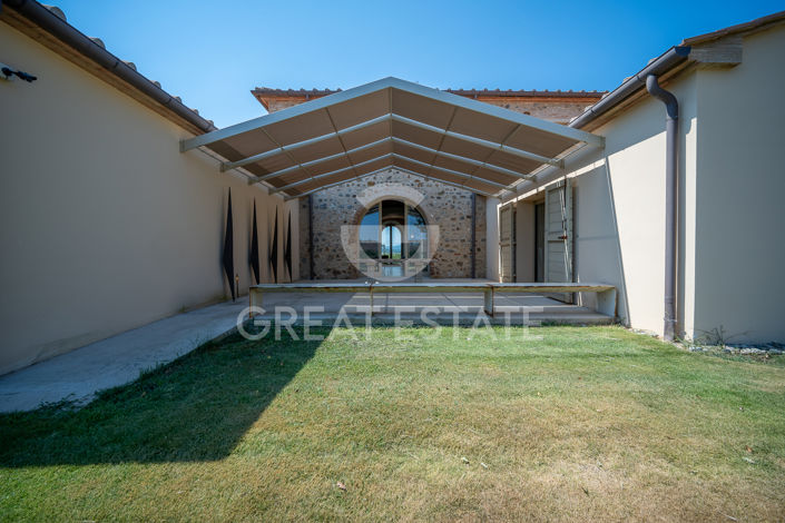 Image No.18-5 Bed Country House for sale