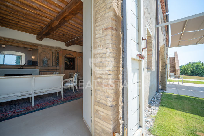 Image No.19-5 Bed Country House for sale