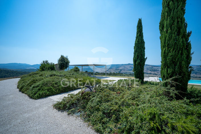 Image No.33-5 Bed Country House for sale