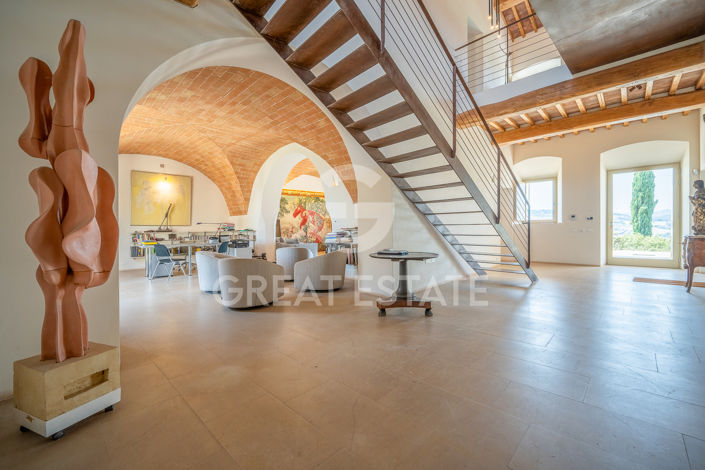 Image No.50-5 Bed Country House for sale