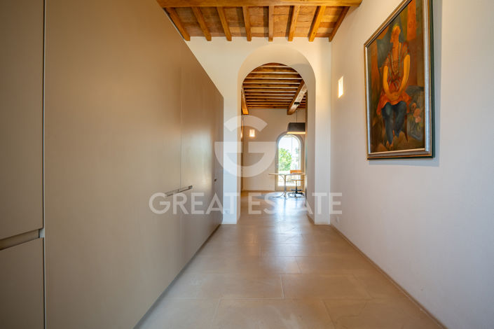 Image No.60-5 Bed Country House for sale