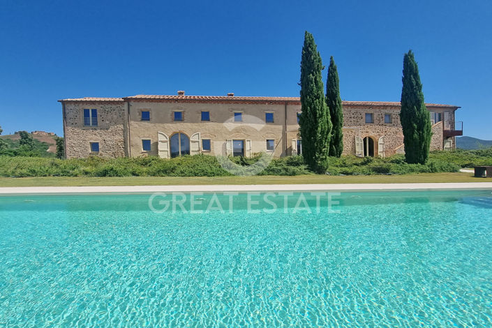 Image No.8-5 Bed Country House for sale