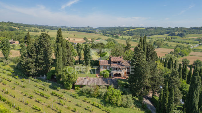 Image No.14-Maison de campagne de 6 chambres à vendre à Cetona