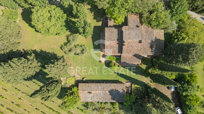 Image No.16-Maison de campagne de 6 chambres à vendre à Cetona