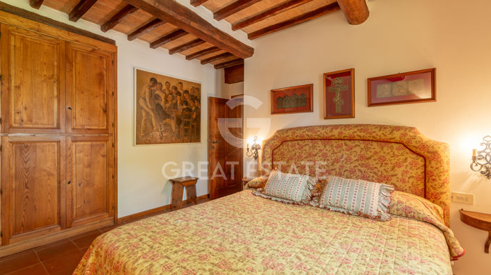 Image No.36-Maison de campagne de 6 chambres à vendre à Cetona