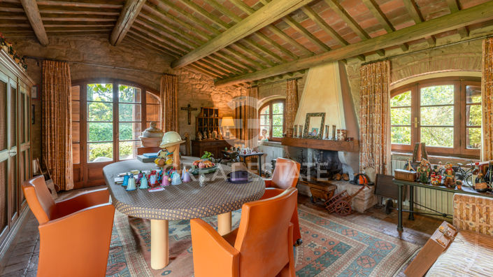 Image No.46-Maison de campagne de 6 chambres à vendre à Cetona