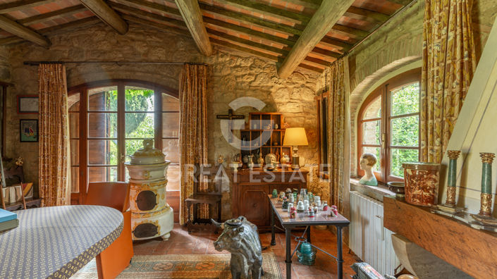 Image No.48-Maison de campagne de 6 chambres à vendre à Cetona