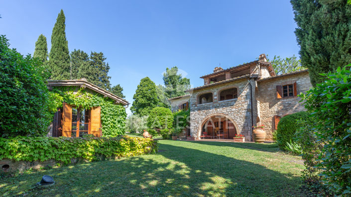 Image No.9-Maison de campagne de 6 chambres à vendre à Cetona