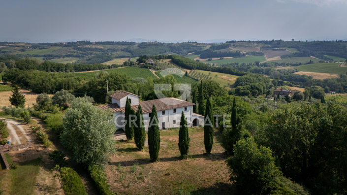 Image No.11-10 Bed Country House for sale