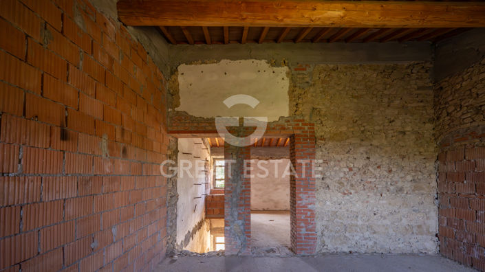 Image No.52-10 Bed Country House for sale