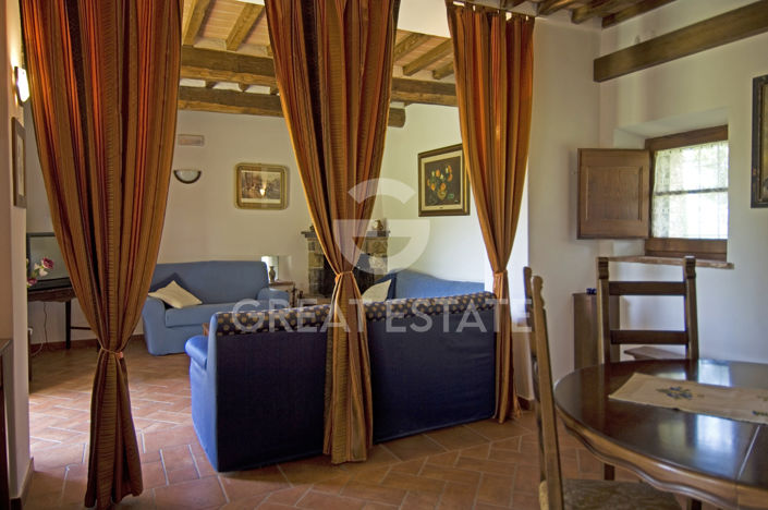 Image No.18-11 Bed Country House for sale