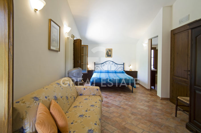 Image No.24-11 Bed Country House for sale