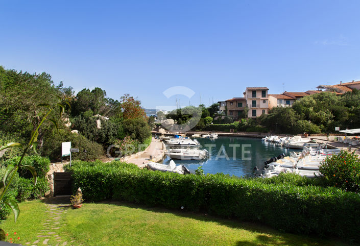 Image No.21-Villa for sale