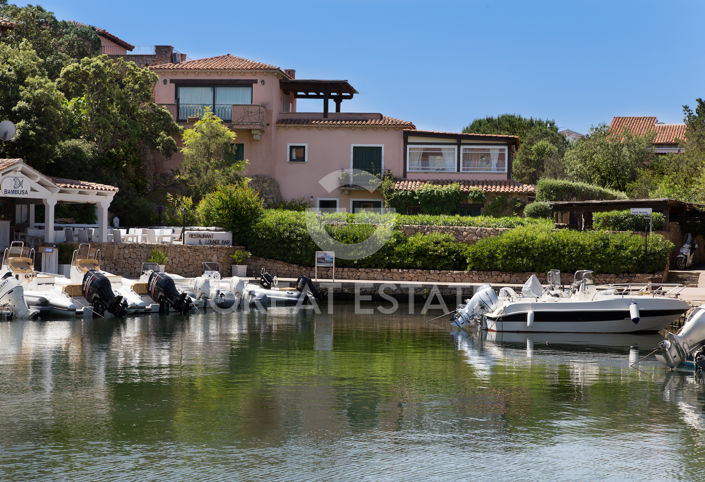 Image No.24-Villa for sale