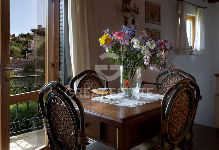 Image No.5-Villa for sale