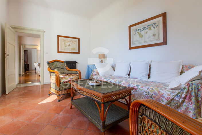 Image No.23-10 Bed Country House for sale