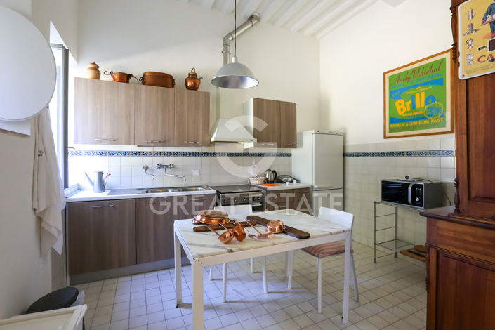 Image No.25-10 Bed Country House for sale