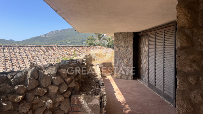 Image No.12-10 Bed Villa for sale