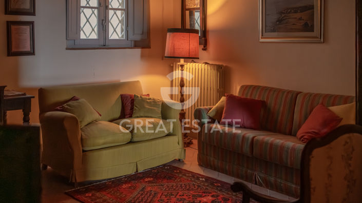 Image No.28-4 Bed Country House for sale