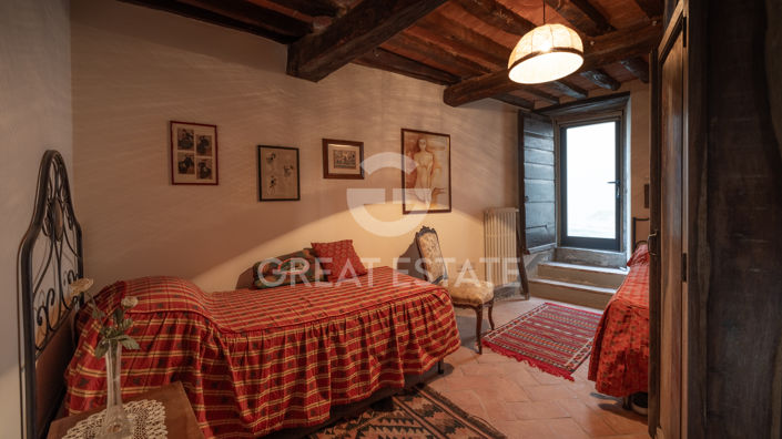 Image No.30-4 Bed Country House for sale