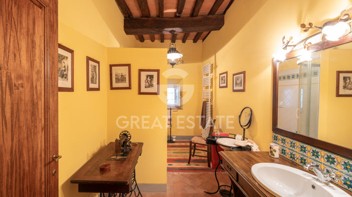 Image No.35-4 Bed Country House for sale