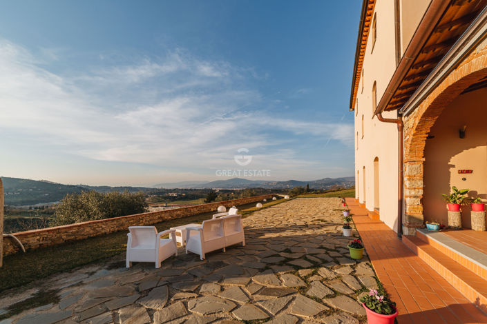 Image No.16-4 Bed Country House for sale