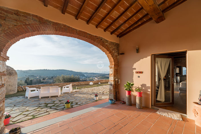 Image No.26-4 Bed Country House for sale