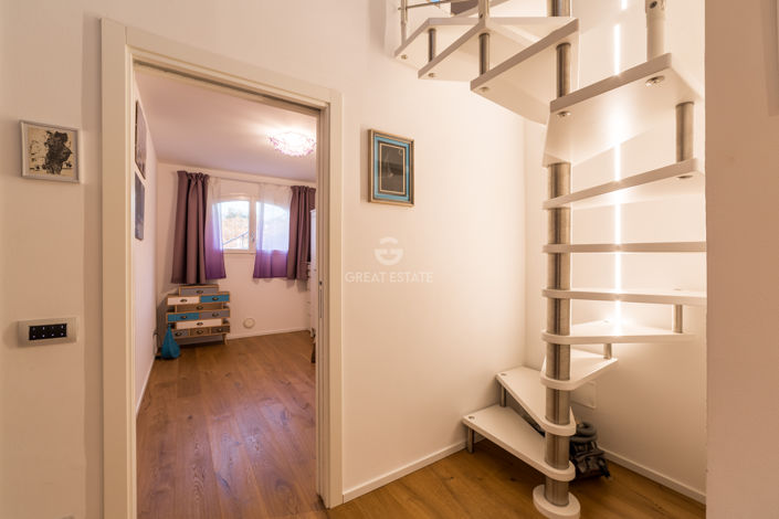 Image No.53-4 Bed Country House for sale