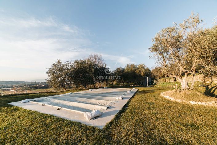 Image No.61-4 Bed Country House for sale