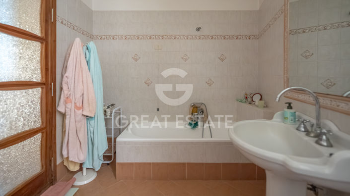 Image No.34-Property for sale