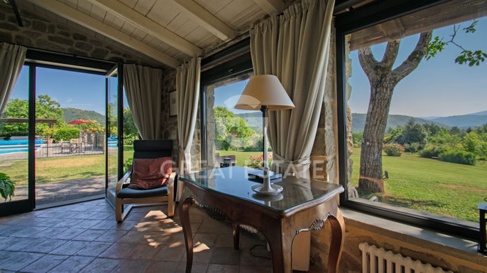 Image No.22-6 Bed Country House for sale