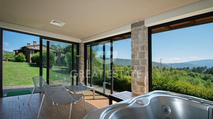 Image No.36-6 Bed Country House for sale